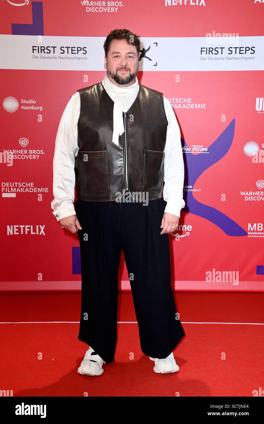 Daniel Zillmann bei der 26. Verleihung der First Steps Awards 2025 im Theater des Westens. Berlin, 06.10.2025 *** Daniel Zillmann bei der 26. Verleihung der First Steps Awards 2025 am Theater des Westens Berlin, 06 10 2025 Foto:Xn.xKubelkax/xFuturexImagex Steps_5112 Stockfoto