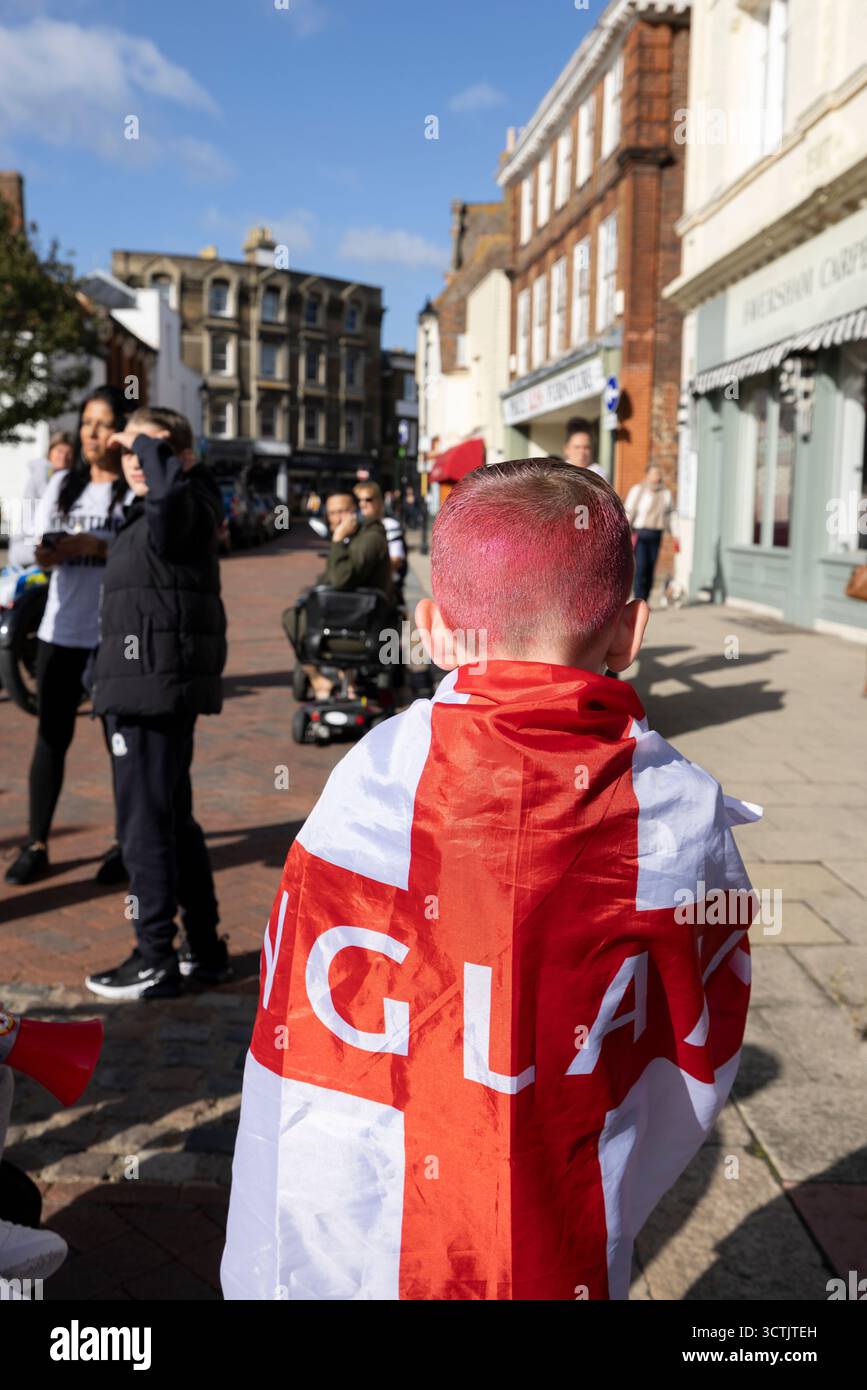 Die Marktstadt Faversham in Kent, die zum Mittelpunkt eines außergewöhnlichen Kampfes zwischen Demonstranten und Anti-Rassismus-Aktivisten geworden ist. Stockfoto