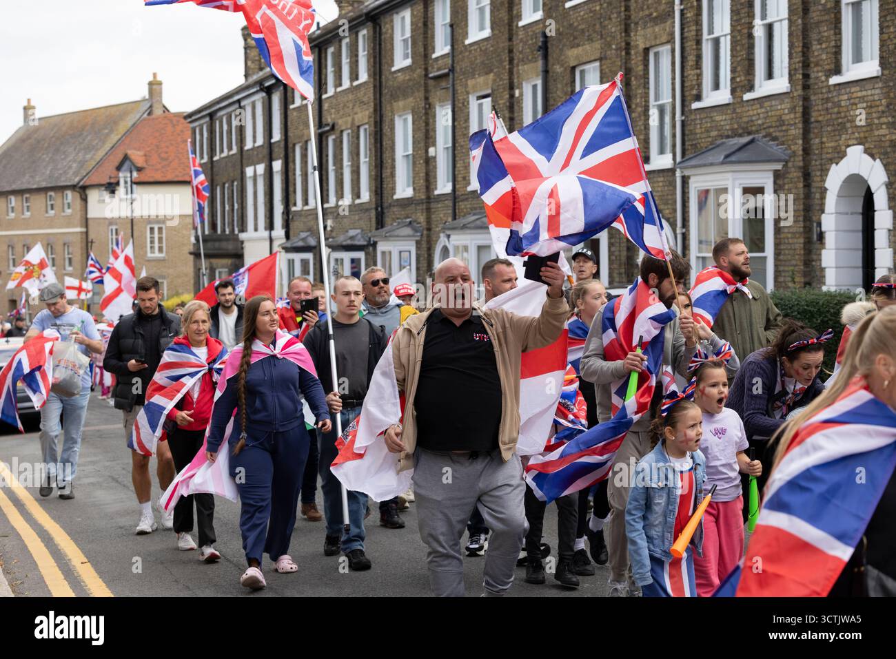 Die Marktstadt Faversham in Kent, die zum Mittelpunkt eines außergewöhnlichen Kampfes zwischen Demonstranten und Anti-Rassismus-Aktivisten geworden ist. Stockfoto