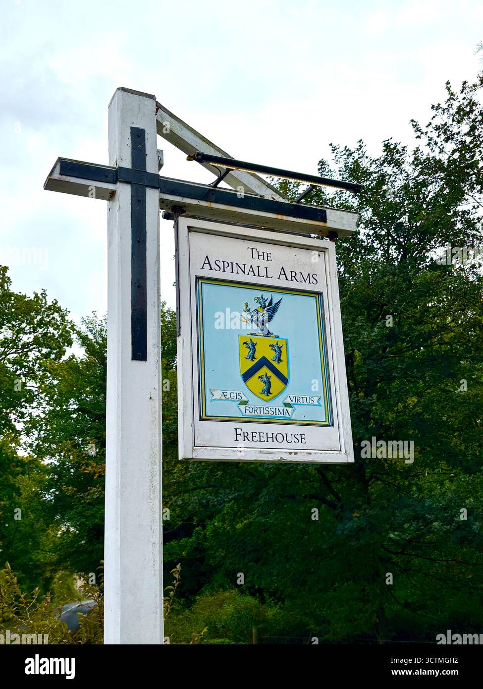 Das Aspinall Arms, Bar und Restaurant an der Milton Road in Clitheroe, Lancashire, England, Großbritannien - Smartphone-aufgenommenes Stockfoto