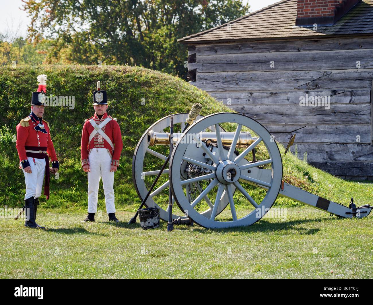 Der Kanon erschossen, Fort George, Niagara-on-the-Lake, Ontario, Kanada Stockfoto
