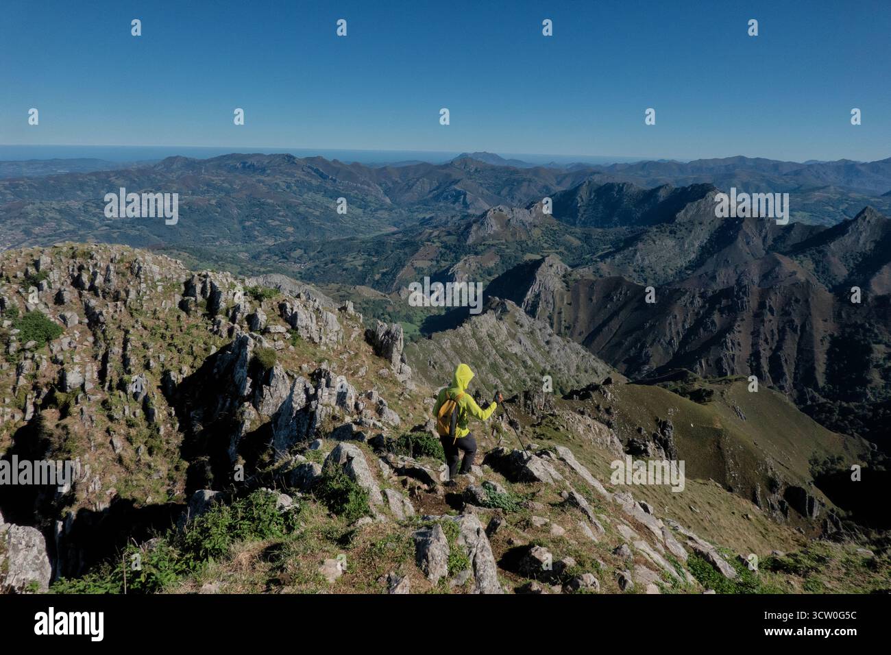 Blick vom Gipfel des Peña MEA, Pelugano, Asturien, Spanien Stockfoto