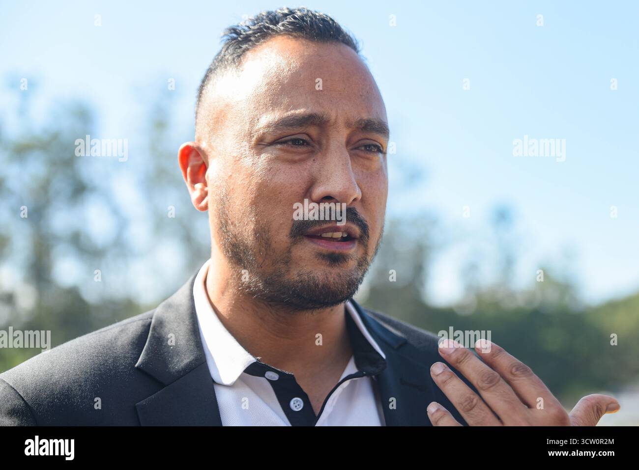 Kirtipur, Nepal. 9. Oktober 2025. Der ehemalige nepalesische Cricket-Kapitän und Sekretär der Kricket-Vereinigung PARAS KHADKA sieht das Unterbaustadium der Tribhuvan University in Kirtipur, Nepal. Foto: Safal Prakash Shrestha Credit: Safal Prakash Shrestha/Alamy Live News Stockfoto