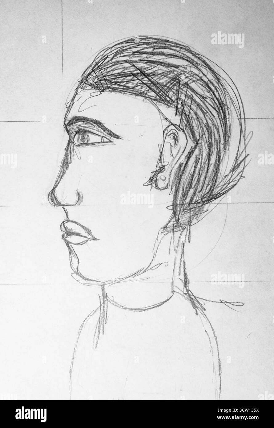 Auffälliges Bleistiftporträt mit einer ausdrucksstarken geometrischen Gesichtsschattierung, die die künstlerischen Linien der Wangen- und Augenpartie definiert Stockfoto