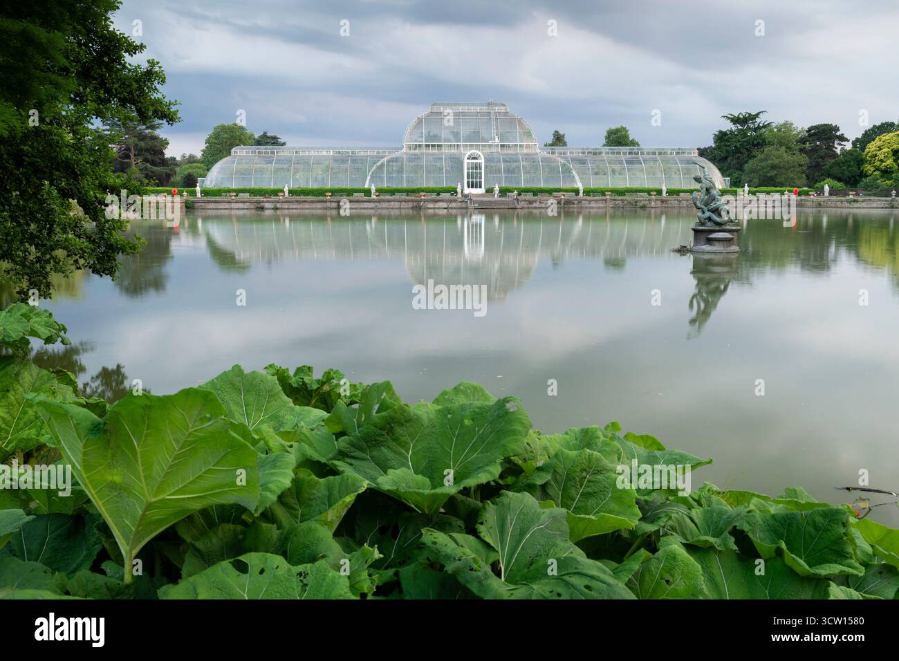 Das Palm House in den Kew Gardens in Richmond, England. Stockfoto