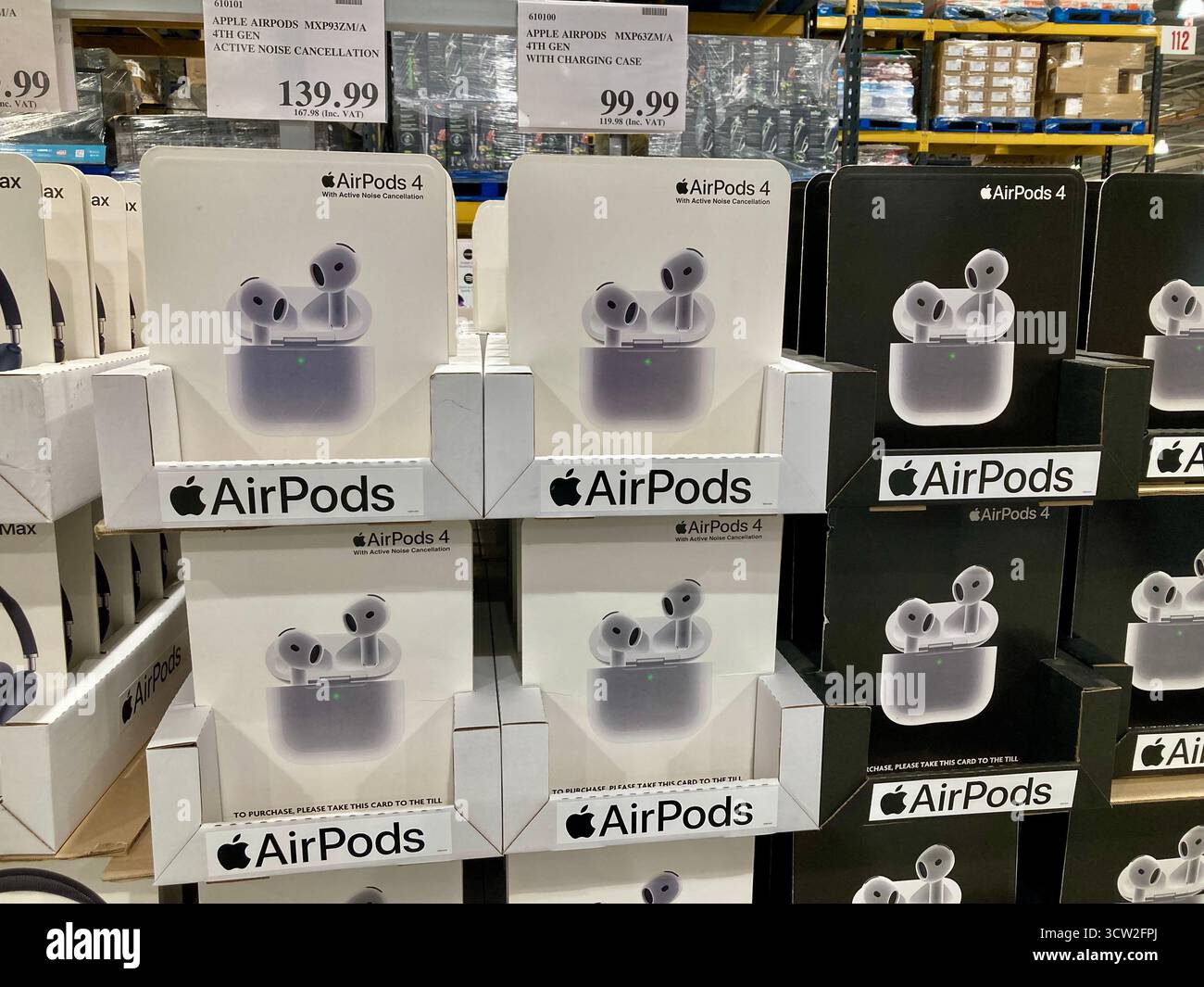 Präsentation des Apple Produktverkaufs in einem Costco Store in Großbritannien Stockfoto