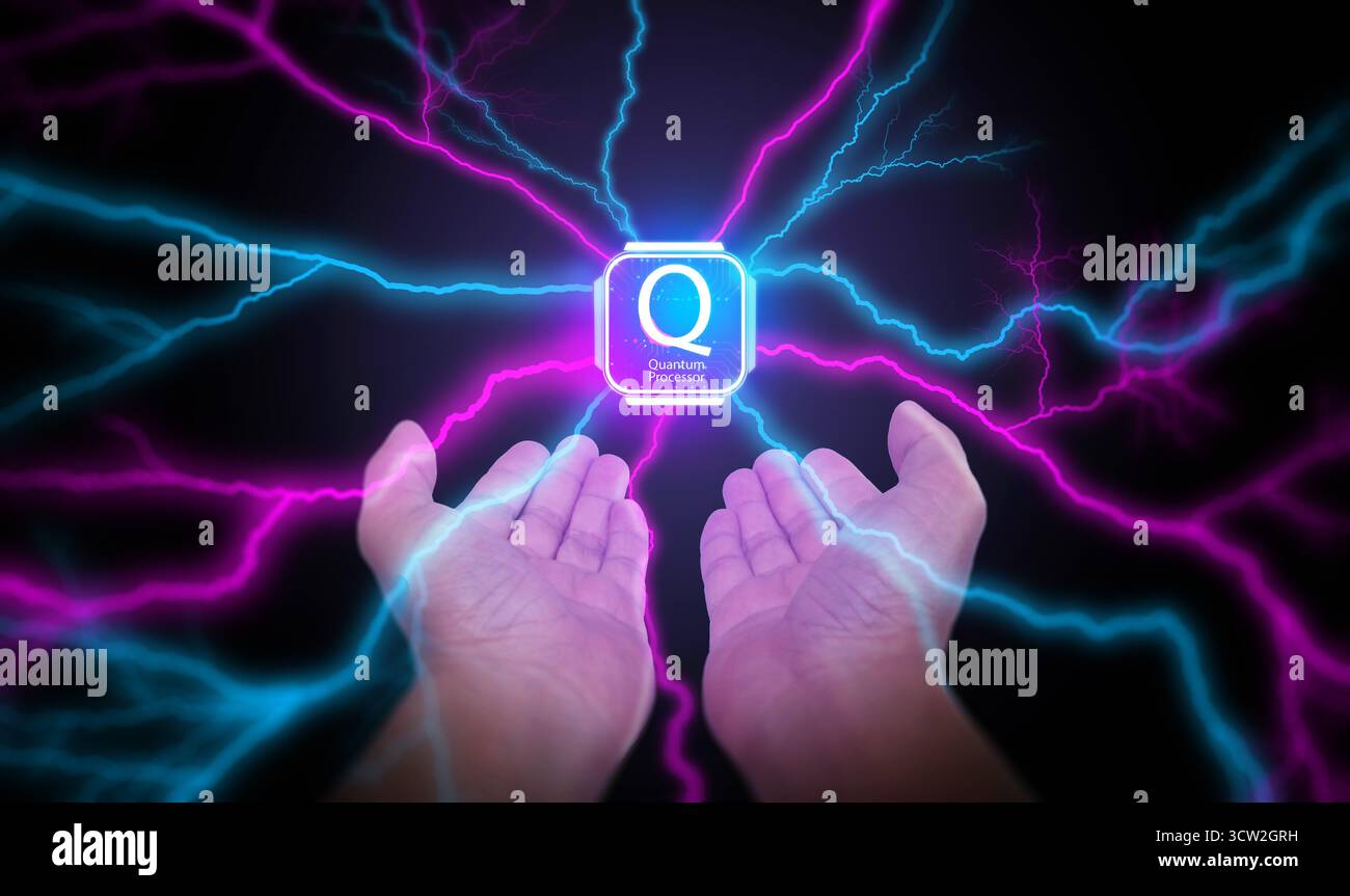 Leistungsstarker Quantenprozessor-Chip, der blaue und violette Energie auf die Hände abgibt und futuristische KI-Technologie, Quantencomputer und digitale Transf-Technologie repräsentiert Stockfoto