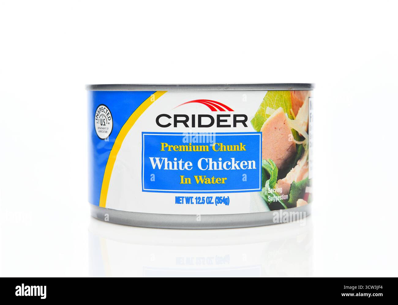 IRVINE, KALIFORNIEN - 9. OCT 2025: Eine Dose Crider Premium Chunk White Chicken in Water. Stockfoto