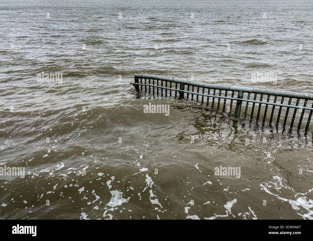 Überschwemmung in der alaskischen Stadt Kotzeubue, 2022 Stockfoto