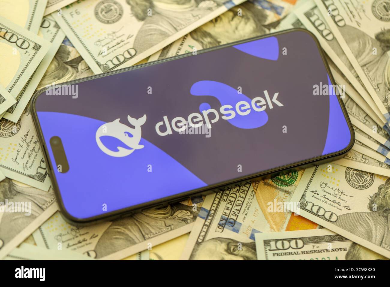 KIEW, UKRAINE – 29. JANUAR 2025 Symbol für das Deepseek App-Logo wird auf dem Smartphone-Bildschirm angezeigt. Chinesische KI-Startup mit der Veröffentlichung fortgeschrittener KI-Modelle Stockfoto