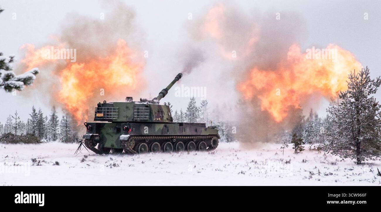 Finnische Hanwha K-9 selbstfahrende Haubitze. Foto: Finnische Armee Stockfoto