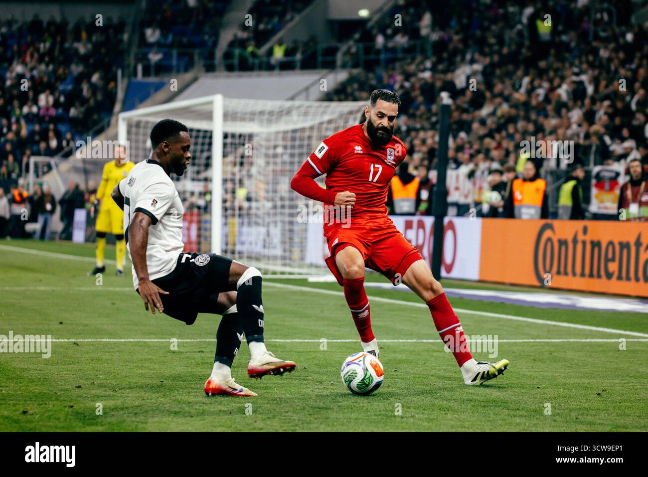 Sinsheim, Deutschland. Oktober 2025. Sinsheim, Deutschland, 10. Oktober 2025 Vahid Selimovic (#17 - Luxemburg) während des UEFA-Qualifikationsspiels zwischen Deutschland und Luxemburg in der PreZero Arena in Sinsheim. (Gabor Baumgarten/SPP) Credit: SPP Sport Press Photo. /Alamy Live News Stockfoto