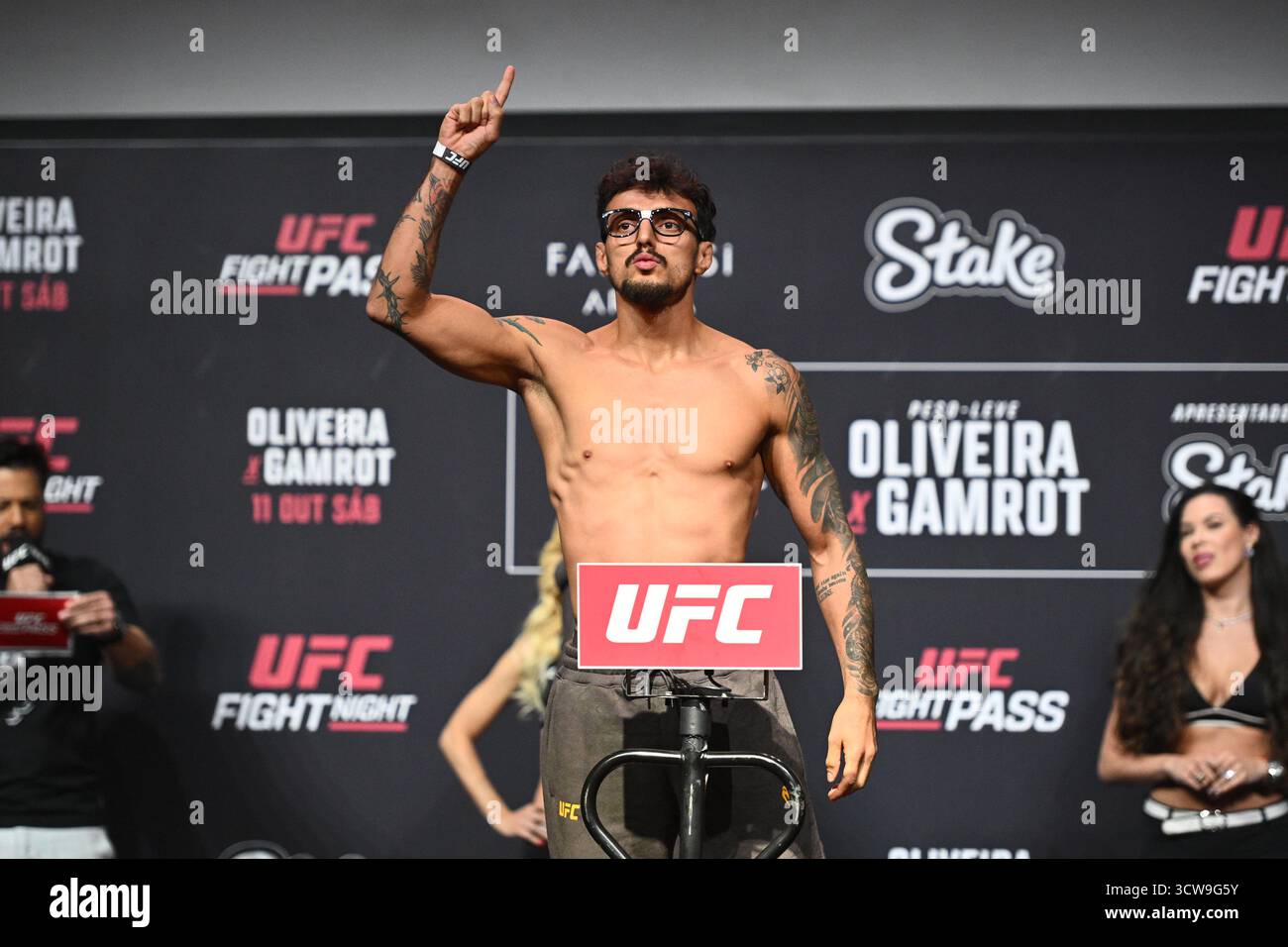 Rio De Janeiro, Brasilien. Oktober 2025. RIO DE JANEIRO, RJ - 10. OKTOBER: Ricardo Ramos posiert während der UFC Fight Night: Oliveira vs Gamrot: Zeremonielles Wiegen in der Farmasi Arena am 10. Oktober 2025 in Rio de Janeiro, RJ, Brasilien. (Foto: Leandro Bernardes/PxImages) Credit: PX Images/Alamy Live News Stockfoto