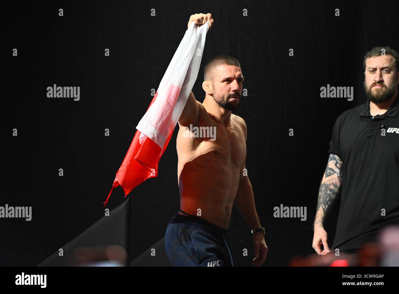 Rio De Janeiro, Brasilien. Oktober 2025. RIO DE JANEIRO, RJ – 10. OKTOBER: Mateusz Gamrot posiert während der UFC Fight Night: Oliveira vs Gamrot: Zeremonielles Wiegen in der Farmasi Arena am 10. Oktober 2025 in Rio de Janeiro, RJ, Brasilien. (Foto: Leandro Bernardes/PxImages) Credit: PX Images/Alamy Live News Stockfoto