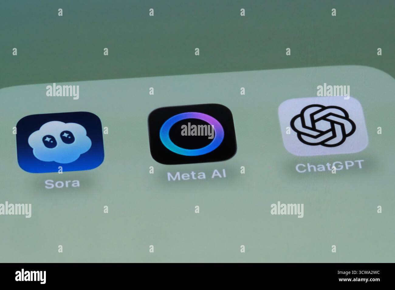 Shanghai, China-10. Oktober 2025: Meta AI, Sora und ChatGPT AI App Icons Stockfoto