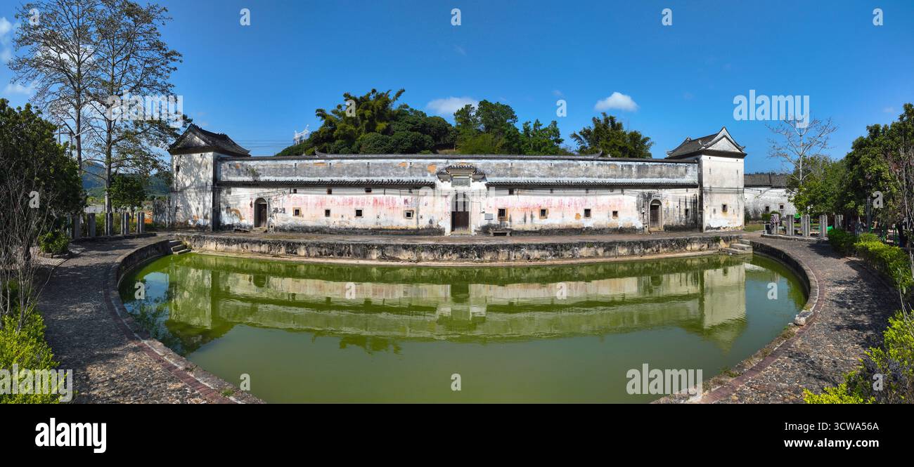 Luftaufnahmen von YE Yalais ehemaliger Residenz im Qiuchang Biyan Gebäude im Bezirk Huiyang, Stadt Huizhou Stockfoto