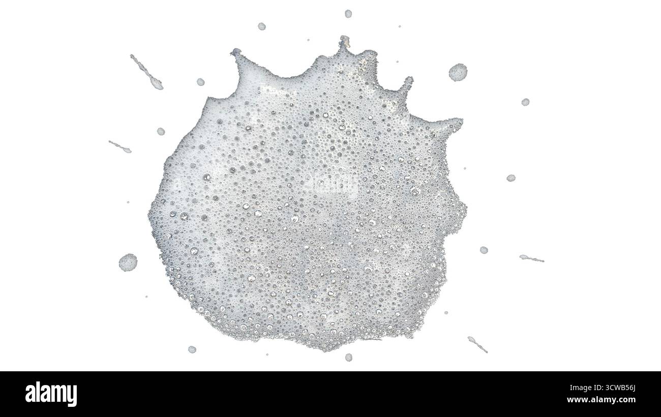 Hochwertige abstrakte Fotoschicht mit weißem Schaum oder Suds, die sich über den unteren Teil des weißen Hintergrunds verteilen. Schaum besteht aus zahlreichen winzigen, zarten Blasen t Stockfoto