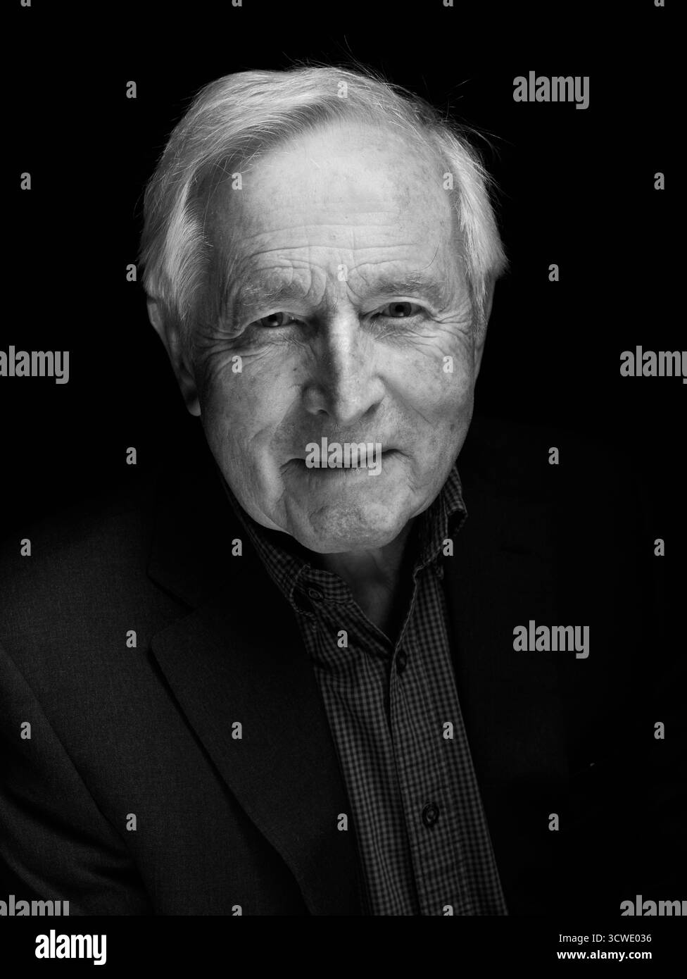 Jonathan Dimbleby beim Oldie Literary Lunch 25.07.10.25, Stockfoto Jonathan Dimbleby beim Oldie Literary Lunch 25.07.10.25, Stockfoto