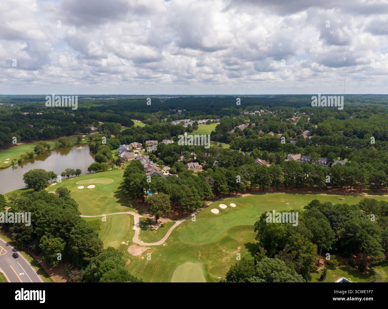 Blick auf das Heritage Viertel und den Golfplatz in Wake Forest, North Carolina Stockfoto
