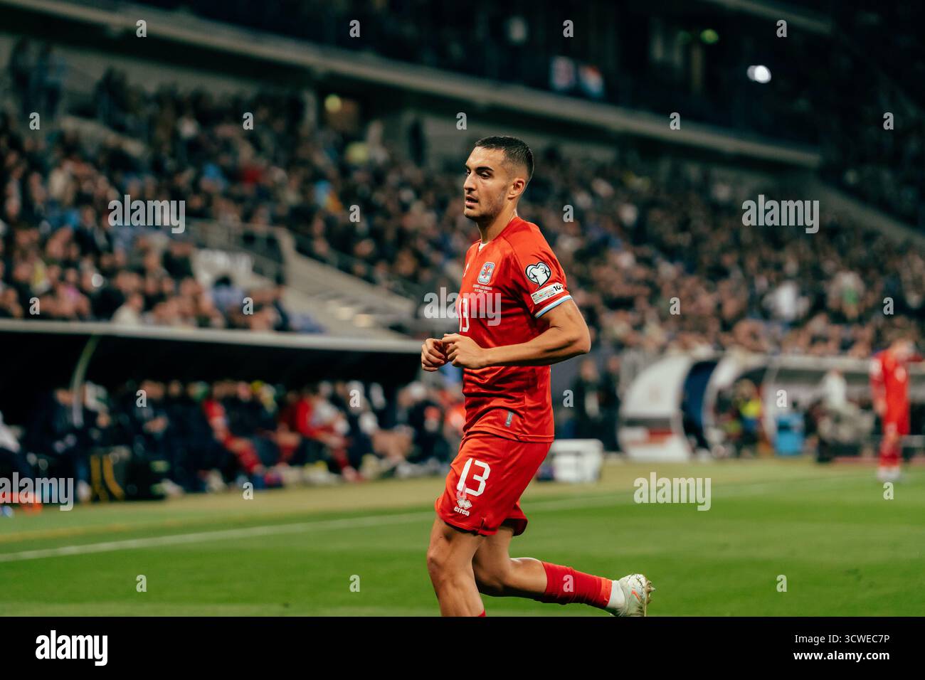 Sinsheim, Deutschland. Oktober 2025. Sinsheim, Deutschland, 10. Oktober 2025 Dirk Carlson (#13 - Luxemburg) während des UEFA-Qualifikationsspiels zwischen Deutschland und Luxemburg in der PreZero Arena in Sinsheim. (Gabor Baumgarten/SPP) Credit: SPP Sport Press Photo. /Alamy Live News Stockfoto