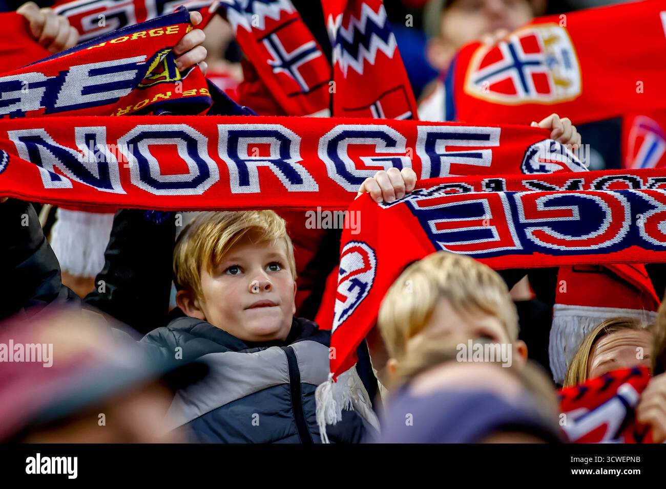 Oslo, Norwegen, 11. Oktober 2025. Norwegischer Unterstützer vor dem WM-Qualifikationsspiel zwischen Norwegen und Israel im Ullevål-Stadion in Oslo. Quelle: Frode Arnesen/Alamy Live News Stockfoto Oslo, Norwegen, 11. Oktober 2025. Norwegischer Unterstützer vor dem WM-Qualifikationsspiel zwischen Norwegen und Israel im Ullevål-Stadion in Oslo. Quelle: Frode Arnesen/Alamy Live News Stockfoto