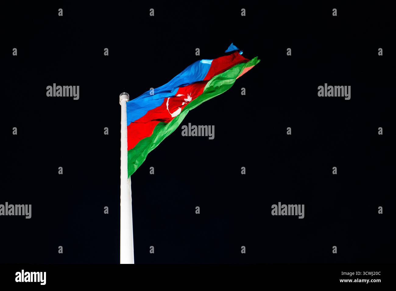 Wehende Flagge von Aserbaidschan. Baku, Aserbaidschan. Stockfoto