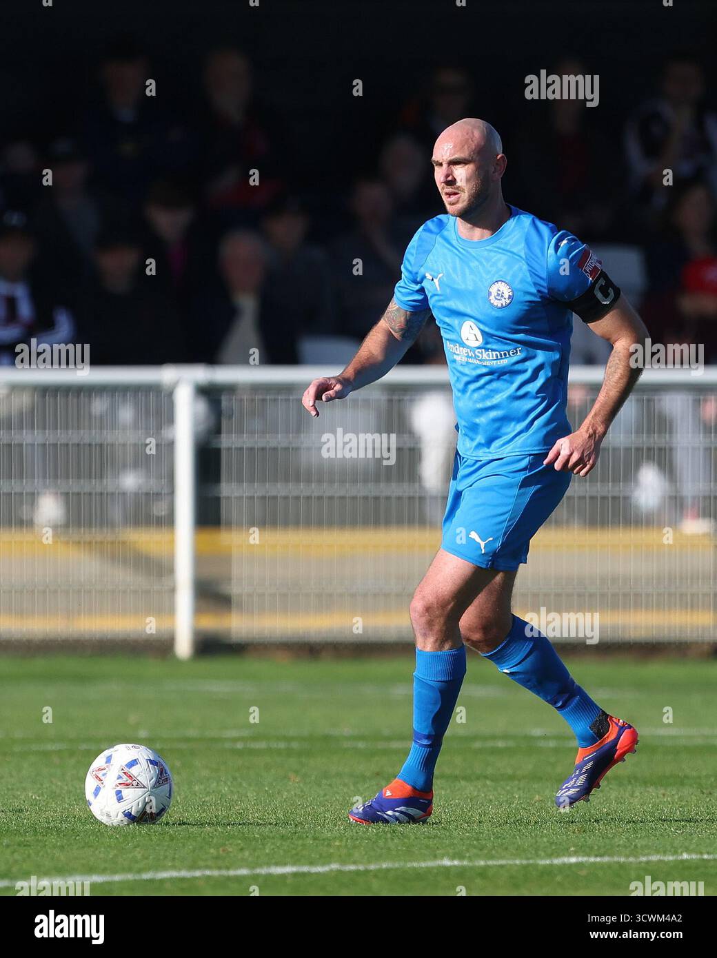 Matt Johnson aus Billericay Town wird am Samstag, den 11. Oktober 2025, beim vierten Qualifikationsspiel des Emirates FA Cup zwischen Spennymoor Town und Billericay Town im Brewery Field, Spennymoor, gesehen. (Foto: Mark Fletcher | MI News) Credit: MI News & Sport /Alamy Live News Stockfoto Matt Johnson aus Billericay Town wird am Samstag, den 11. Oktober 2025, beim vierten Qualifikationsspiel des Emirates FA Cup zwischen Spennymoor Town und Billericay Town im Brewery Field, Spennymoor, gesehen. (Foto: Mark Fletcher | MI News) Credit: MI News & Sport /Alamy Live News Stockfoto