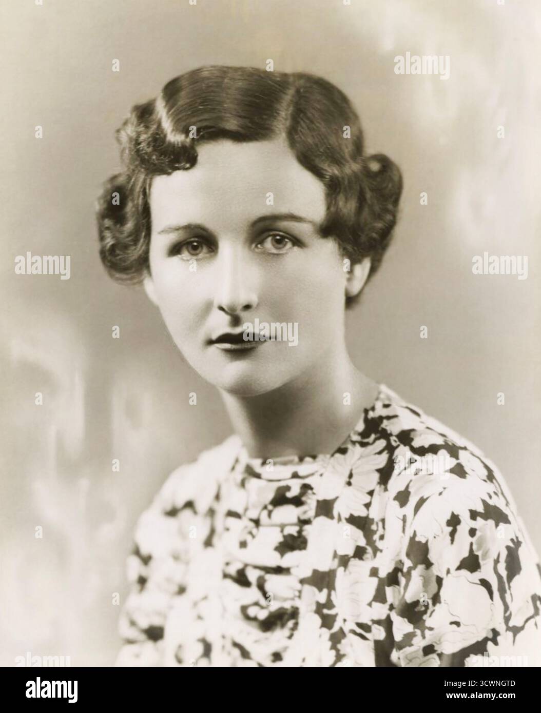 NANCY MITFORD 1904–1973) englische Schriftstellerin und Journalistin im Jahr 1932 Stockfoto