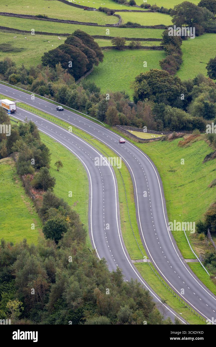 Die A590 High and Low Newton Bypass zwischen Newby Bridge und Grange über Sands, Cumbria, England Stockfoto
