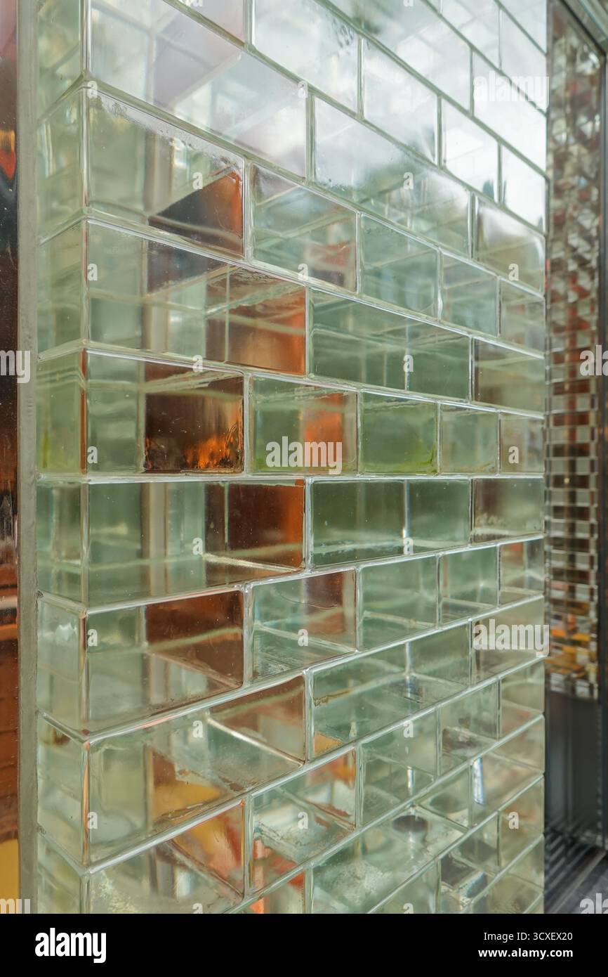 Amsterdam, Pieter Cornelisz Hooftstraat 94, Hermes, Kristallhäuser // Amsterdam, Pieter Cornelisz Hooftstraat 94, Hermes, Kristallhäuser Stockfoto Amsterdam, Pieter Cornelisz Hooftstraat 94, Hermes, Kristallhäuser // Amsterdam, Pieter Cornelisz Hooftstraat 94, Hermes, Kristallhäuser Stockfoto
