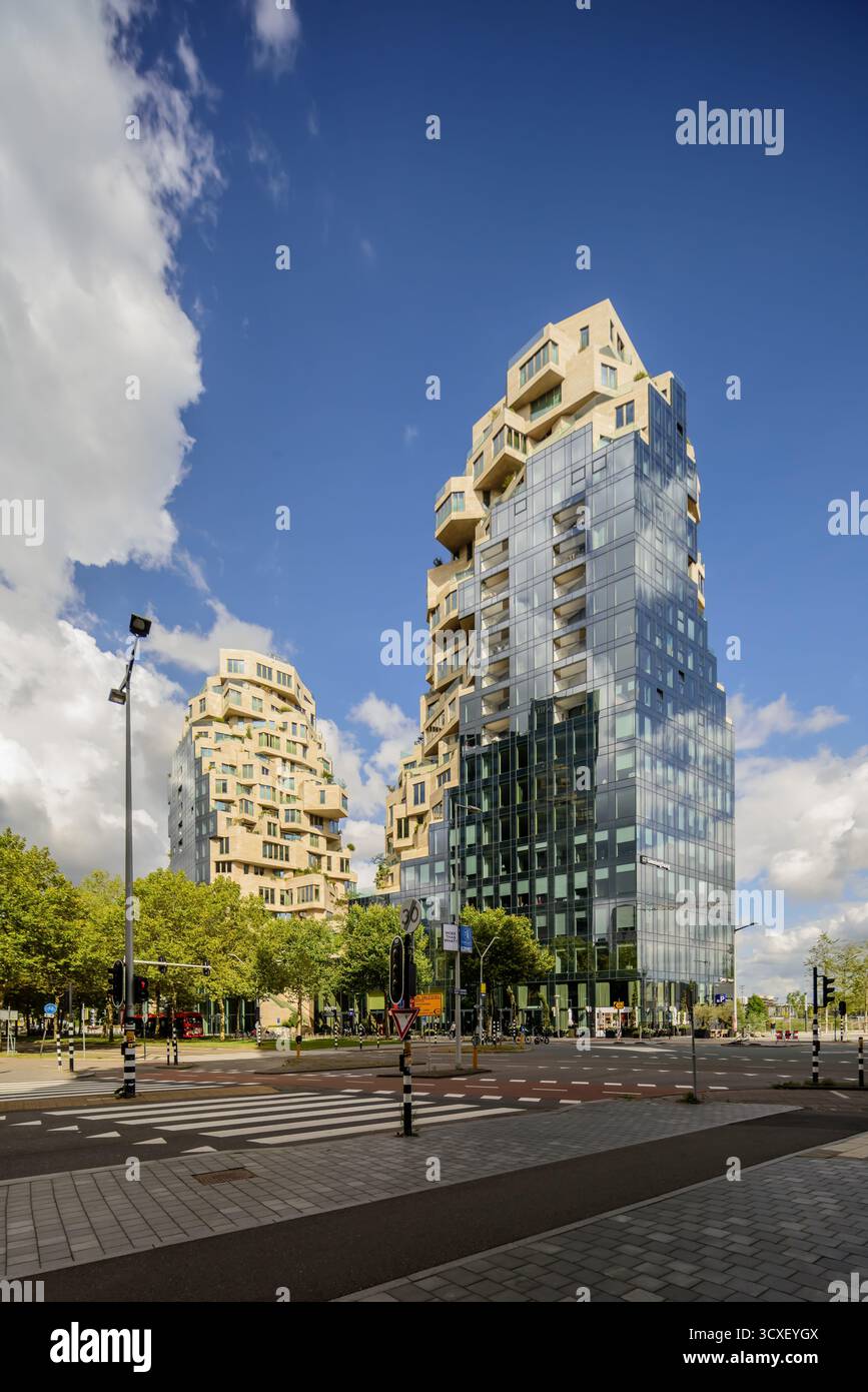 Amsterdam, Hochhaus 'das Tal' von MVRDV Architects, 2022 // Amsterdam, Wolkenkratzer 'das Tal' von MVRDV Architects, 2022 Stockfoto Amsterdam, Hochhaus 'das Tal' von MVRDV Architects, 2022 // Amsterdam, Wolkenkratzer 'das Tal' von MVRDV Architects, 2022 Stockfoto
