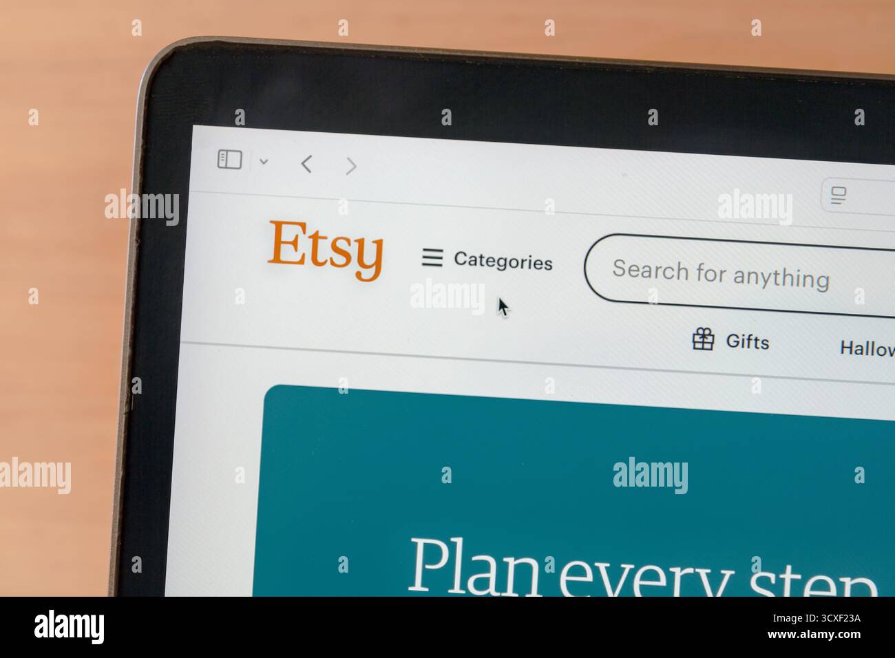 Ostersund, Schweden - 12. Oktober 2025: Website von Etsy. Etsy, Inc. Ist ein US-amerikanisches E-Commerce-Unternehmen, das sich auf handgefertigte oder Vintage-Artikel und handwerkliches Zubehör konzentriert Stockfoto