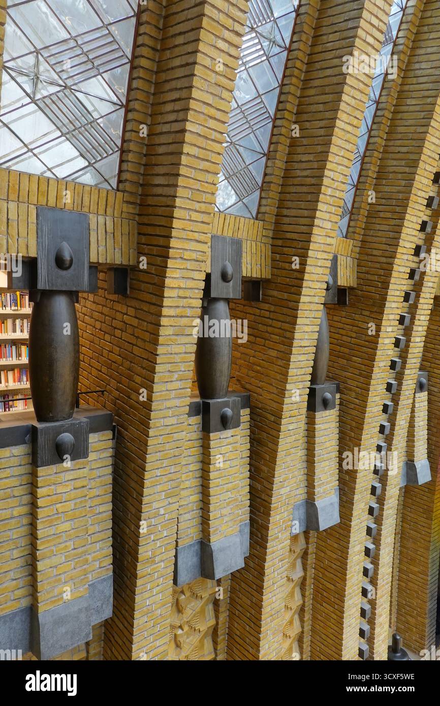 Utrecht, Zentralbibliothek Neude, Zecc Architecten+Rijnboutt 2020 // Utrecht, Utrecht Zentralbibliothek & Postamt Neude, Zecc Architecten+Rijnboutt Stockfoto Utrecht, Zentralbibliothek Neude, Zecc Architecten+Rijnboutt 2020 // Utrecht, Utrecht Zentralbibliothek & Postamt Neude, Zecc Architecten+Rijnboutt Stockfoto