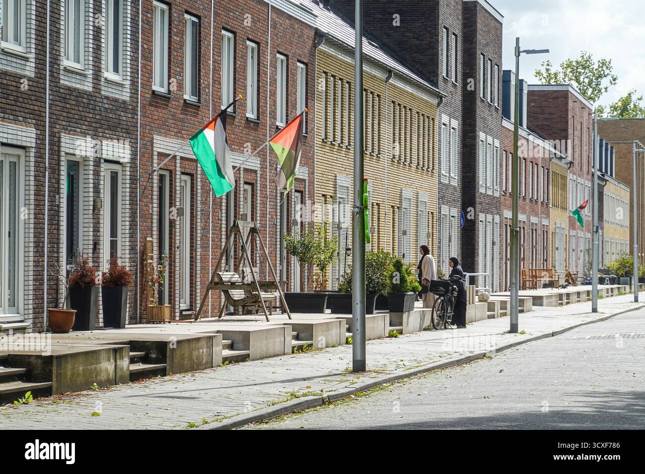 Utrecht, Stadtentwicklungsgebiet Leidsche Rijn, Pieter d'Hontlaan // Utrecht, Stadtentwicklung Leidsche Rijn, Pieter d'Hontlaan Stockfoto Utrecht, Stadtentwicklungsgebiet Leidsche Rijn, Pieter d'Hontlaan // Utrecht, Stadtentwicklung Leidsche Rijn, Pieter d'Hontlaan Stockfoto
