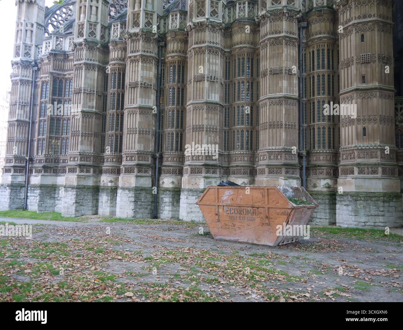 Gotische Architektursäulen mit Umbau in Westminster Stockfoto