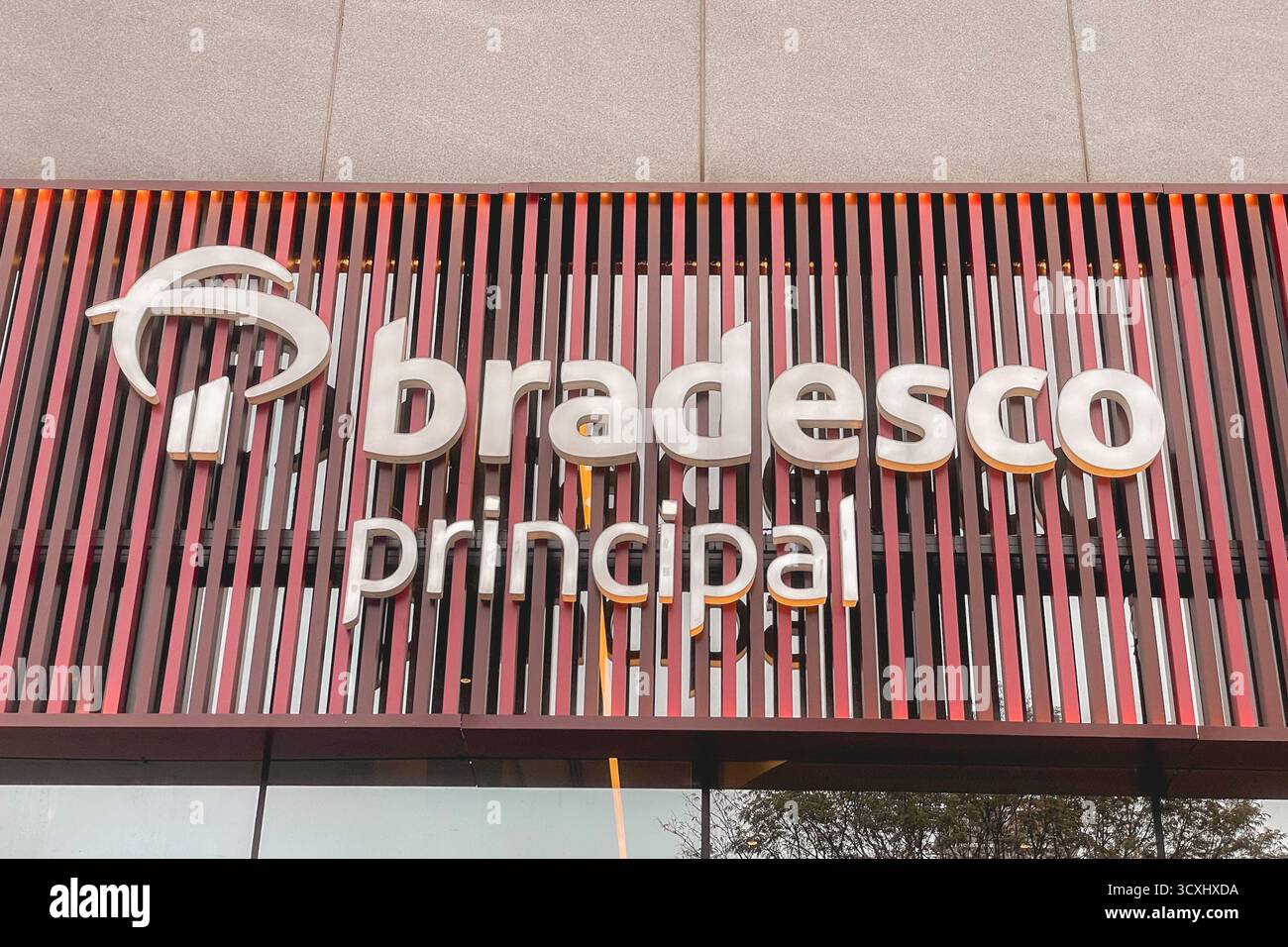 Bradesco, brasilianische Bank bei Faria Lima, Sao paulo, Brasilien. Oktober 2025. Stockfoto