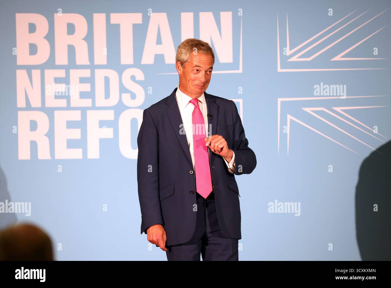 Das Bild vom 27. Juni 2024 zeigt Nigel Farage, den Führer der Reform UK, in Boston in Lincolnshire. Stockfoto