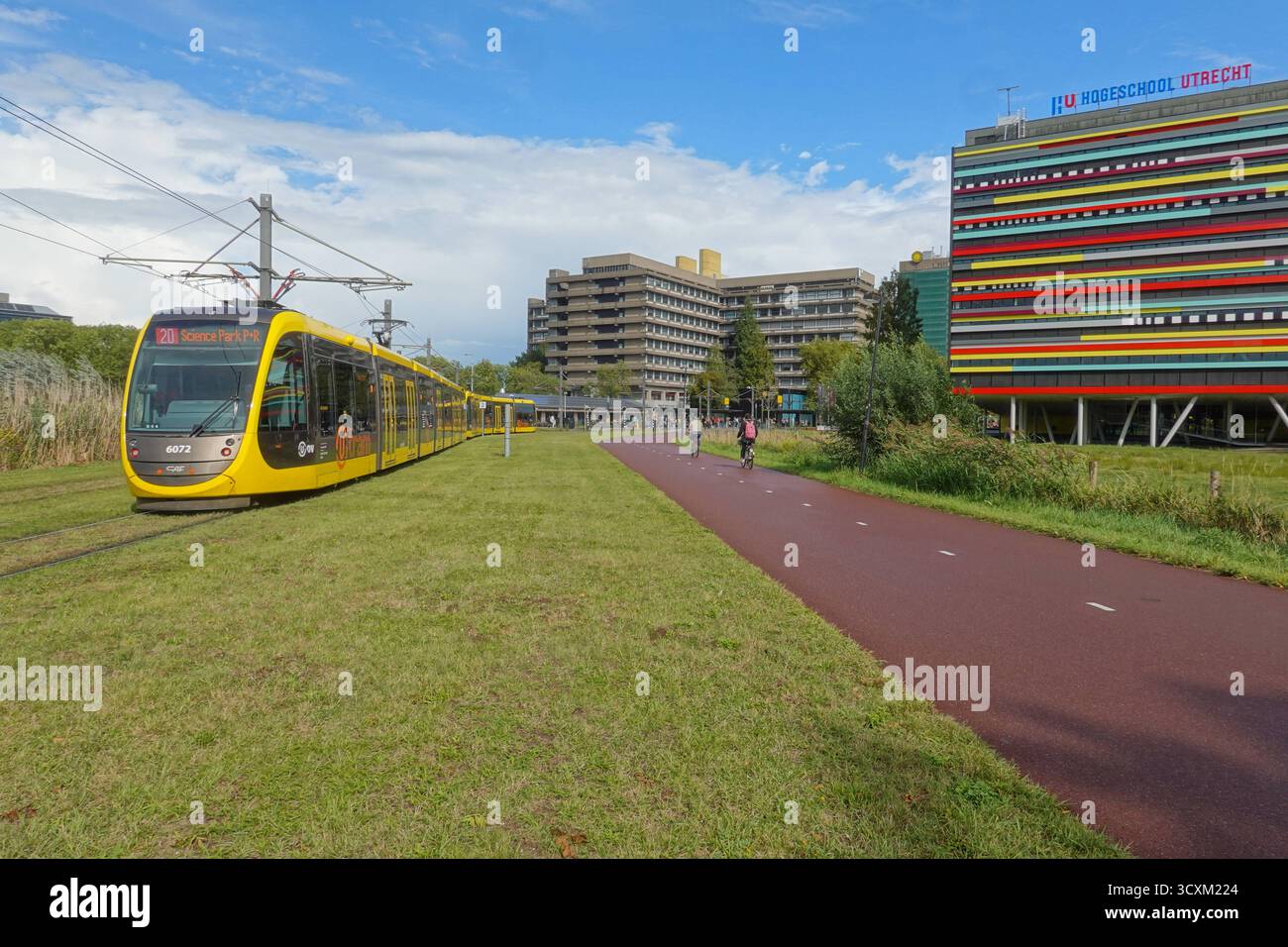 Universität Utrecht, Straßenbahn, Hogeschool Utrecht Padualaan 97 // Universität Utrecht, Tramway, Hogeschool Utrecht Padualaan 97 *** University of Stockfoto