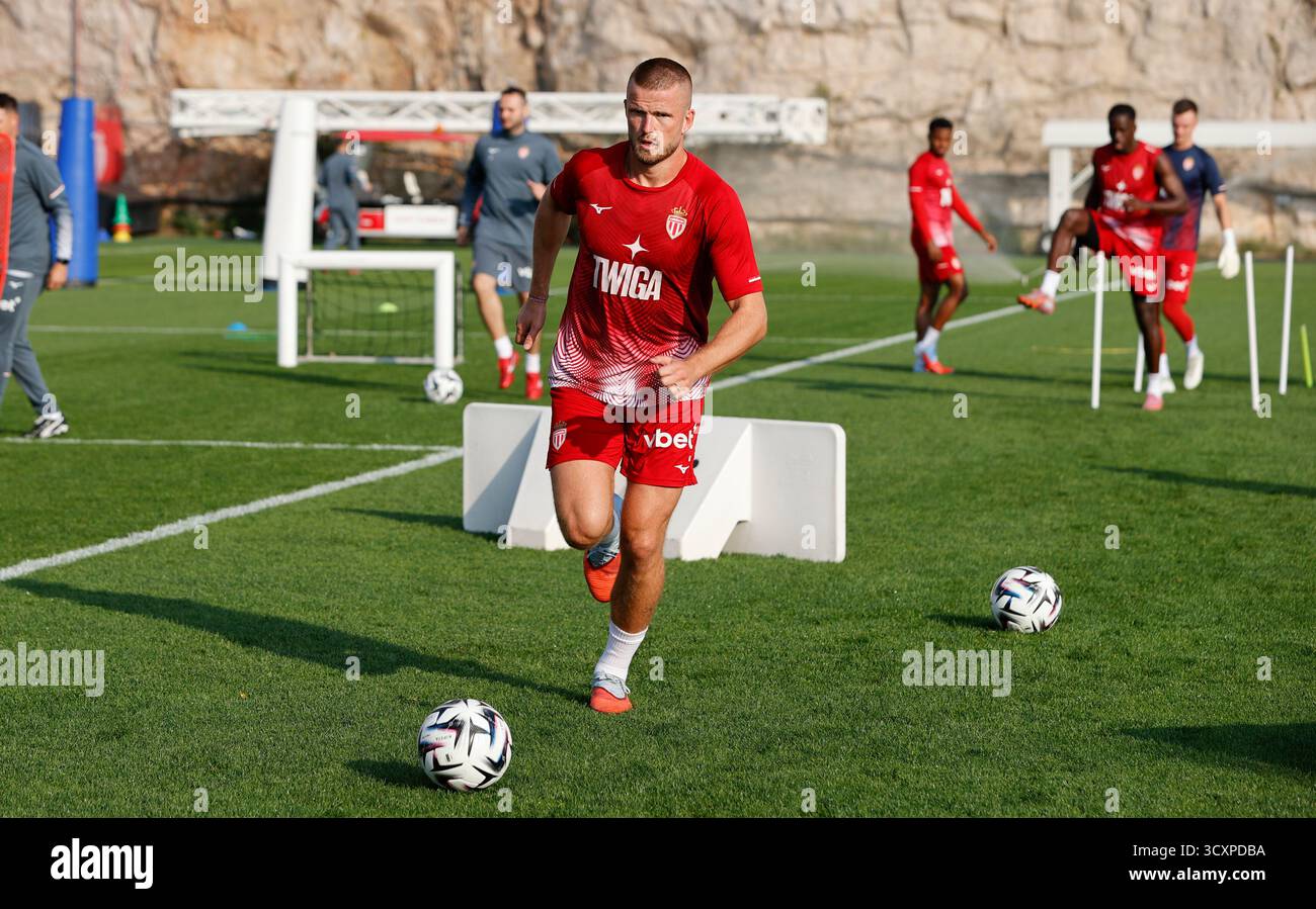La Turbie, Frankreich - 14. Oktober 2025: Training des Monaco Football Club im Hauptquartier mit dem britischen Abwehrspieler Eric Jeremy Edgar Dier. Mandoga Media Deutschland Stockfoto