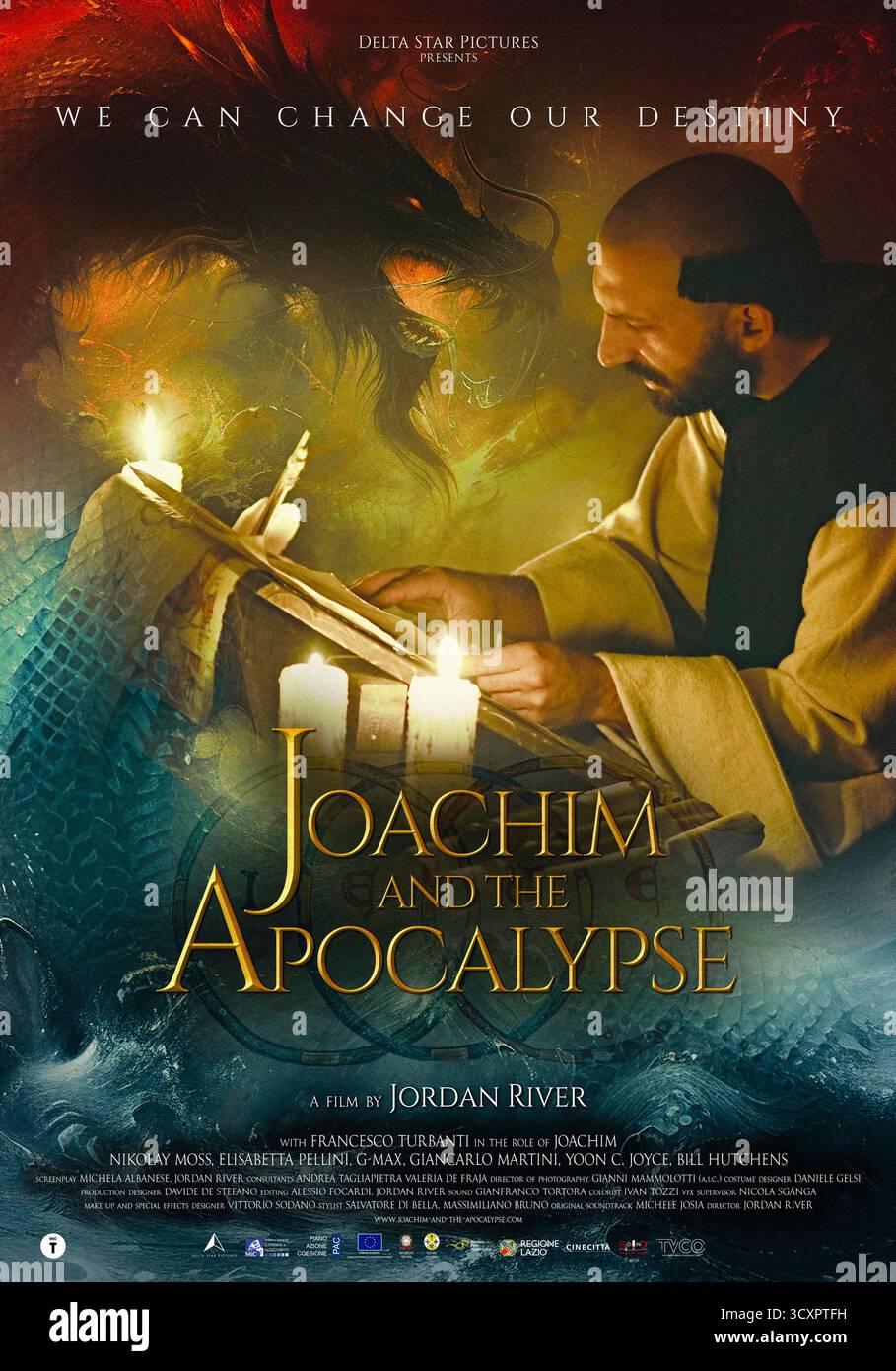 Joachim und die Apokalypse (2024) von Jordan River mit Francesco Turbanti, Nikolay Moss und Elisabetta Pellini. Ein Mystiker aus dem Mittelalter begibt sich während der Kreuzzüge auf eine prophetische Suche und stellt sich den eschatologischen Geheimnissen gegenüber. Internationale Poster NUR FÜR REDAKTIONELLE ZWECKE. Quelle: BFA / Delta Star Pictures Stockfoto