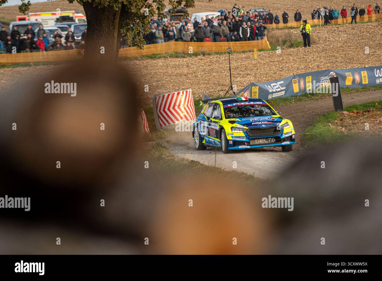 Roberto DAPRÀ (Ita), Luca GUGLIELMETTI (Ita) auf einem SKODA Fabia RS während der FIA WRC MITTELEUROPÄISCHE RALLYE Passau, Deutschland, am 16. Oktober 2025 Stockfoto