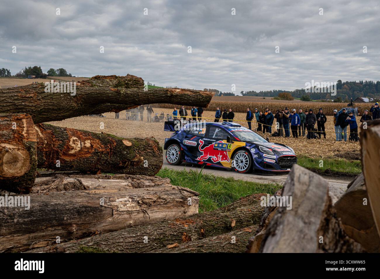 Grégoire MUNSTER(Lux),Louis LOUKA(Bel) bei einer FORD Puma RALLY1 eines Teams M-SPORT FORD WORLD RALLYETEAMS während der FIA WRC MITTELEUROPA RALLYE Passau, Deutschland, am 16. Oktober 2025 Stockfoto