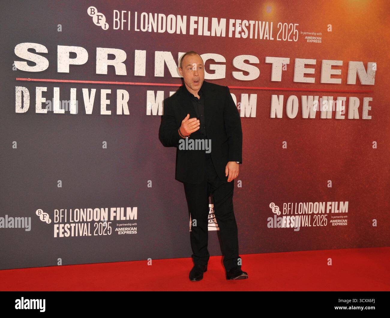 London, Großbritannien. Oktober 2025. Stephen Graham bei der 69. BFI London Film Festival Headline Gala „Springsteen: Deliver Me from Nowhere“, Tag 8, Royal Festival Hall, Belvedere Road, am Mittwoch, den 15. Oktober 2025 in London, England, Großbritannien. CAP/CAN © CAN/Capital Pictures Credit: Capital Pictures/Alamy Live News Stockfoto