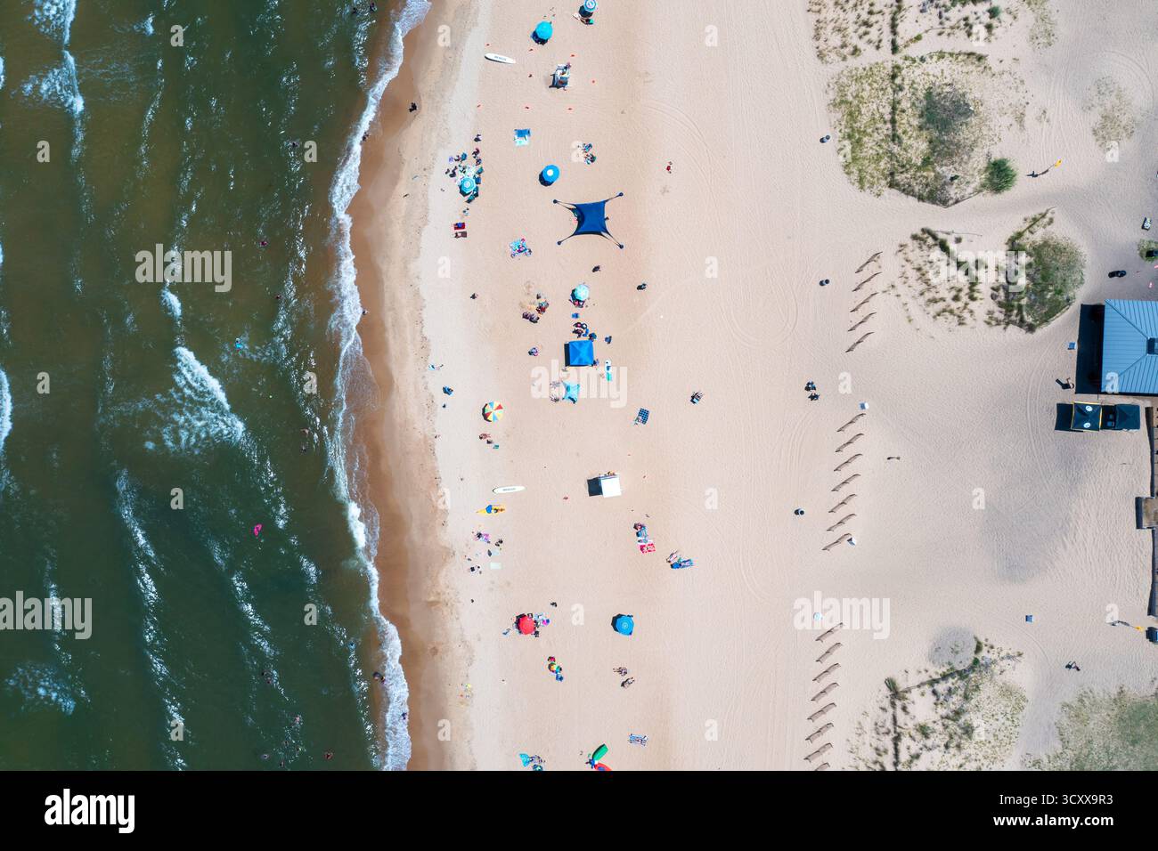 Von oben nach unten auf den Ocean View Community Beach in Norfolk Virginia Stockfoto