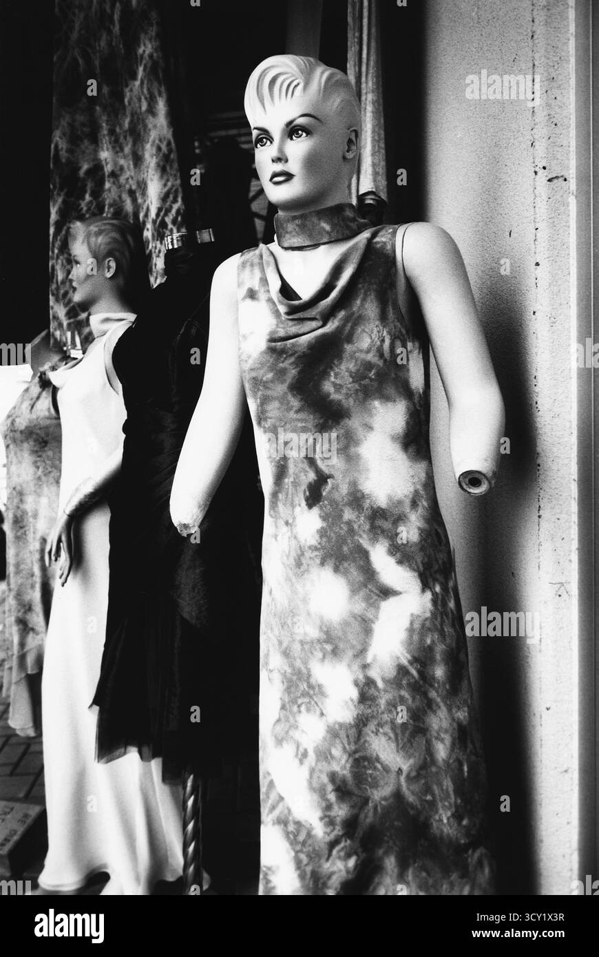 BIH, Bosnien, Brcko, 14.07.2005, Schaufensterpuppe in den Hallen des Duty-Free-Arizona-Market-Verkaufsgebiets östlich von Brcko, an der Grenze zu Kroatien und A Ser Stockfoto