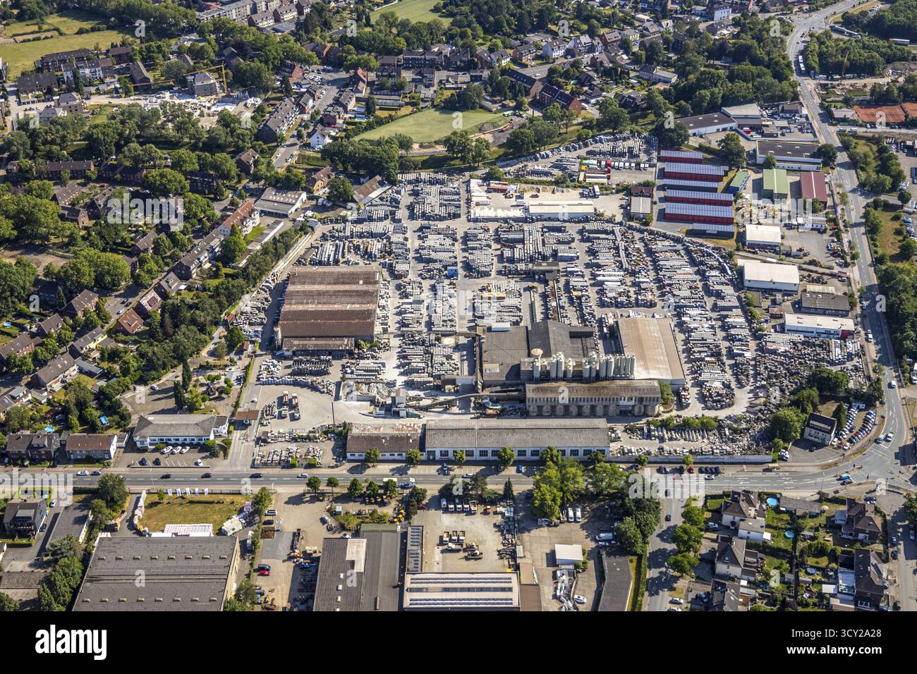 Luftaufnahme, Basamentwerke Boecke GmbH, Betonwerk, Betonsteine, Betonsteine, Sterkrade, Oberhausen, Ruhrgebiet, Nordrhein-Westfalen, GE Stockfoto