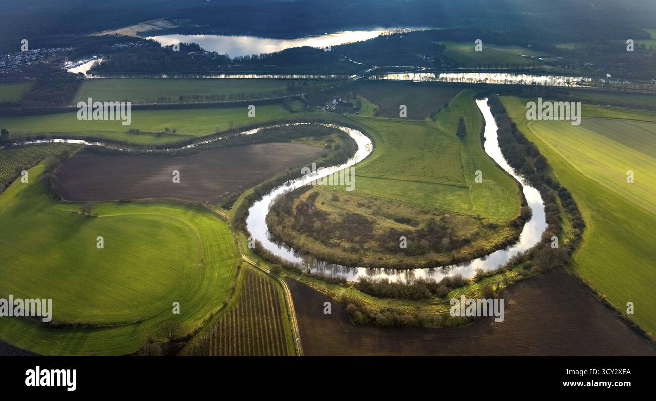 HALTERN AM SEE 16.12.2020 kurviger Mäander - Schleife der Uferzonen am Lippenverlauf - in Haltern am See im Ruhrgebiet in der Sta Stockfoto