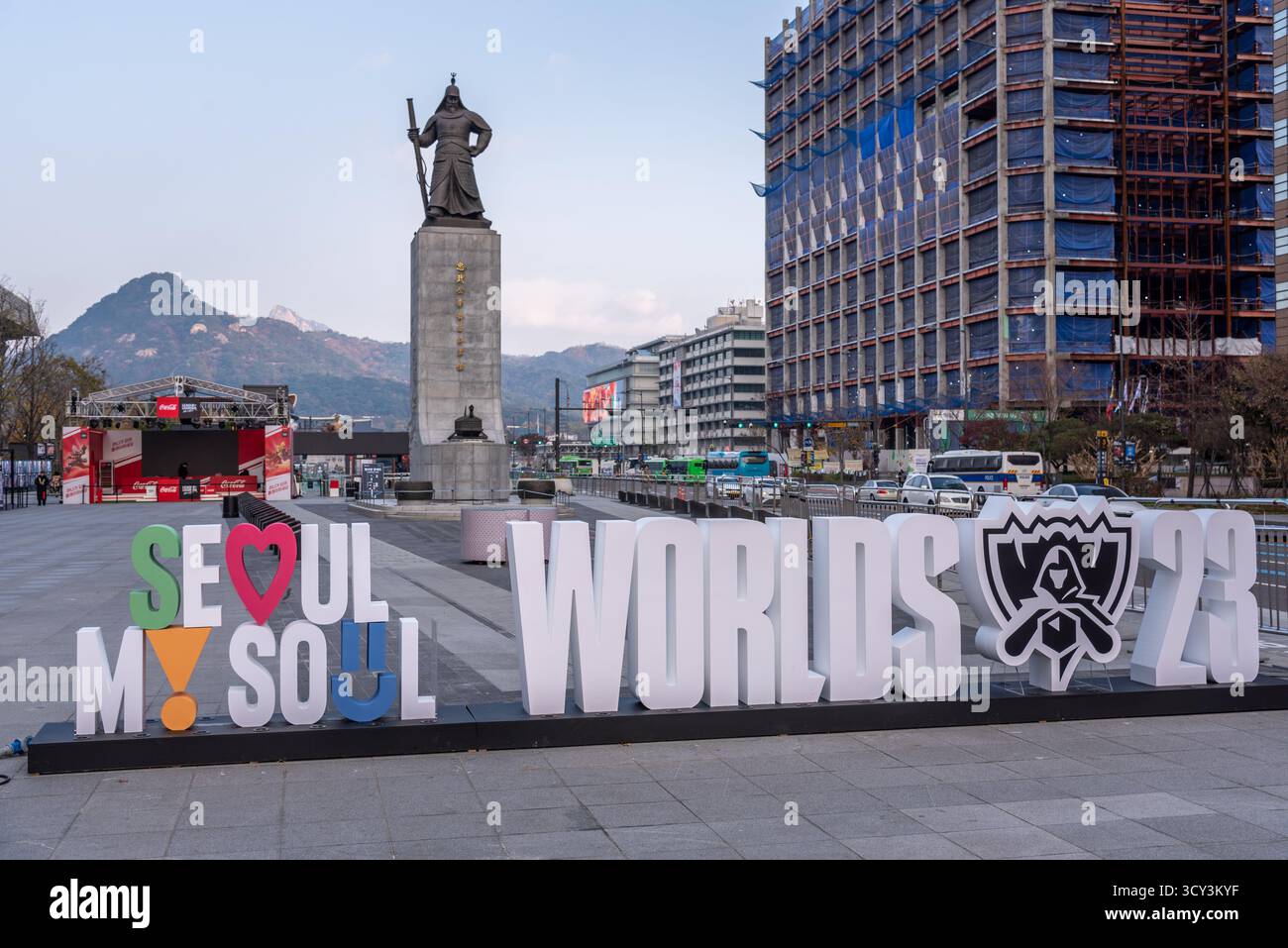 Logo der Veranstaltung World 23 Esports am 19. November 2023 auf dem Gwanghwamun-Platz in Seoul, Südkorea Stockfoto