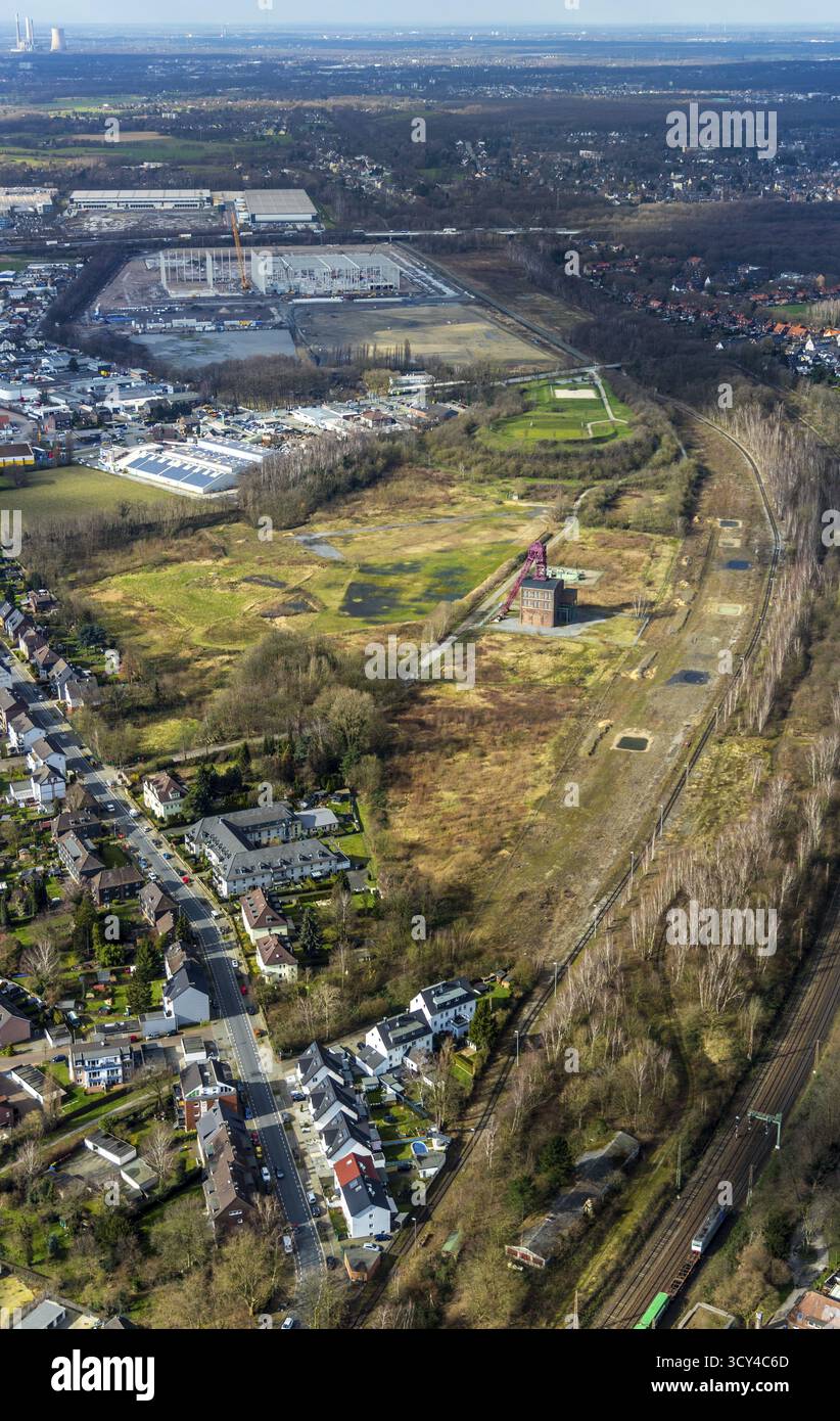 Luftaufnahme, historische Zeche Wendeturmschacht 1 Zeche Sterkrade, Gewerbegebiet Weierheide, Sterkrade, Oberhausen, Ruhrgebiet, Nordrhein-W Stockfoto