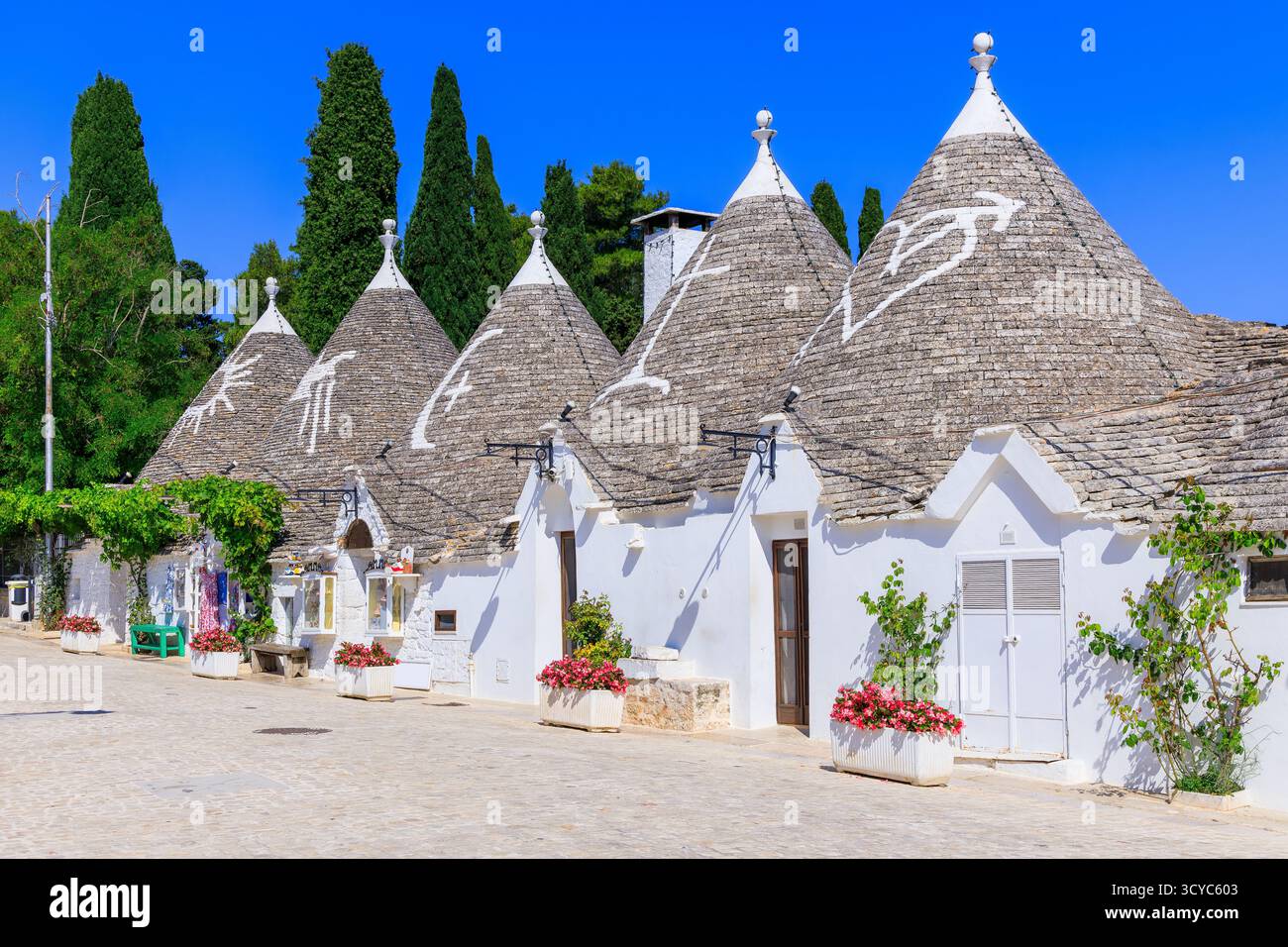 Alberobello, Italien. Traditionelle Trullihäuser in Alberobello, Provinz Bari, Apulien. Stockfoto